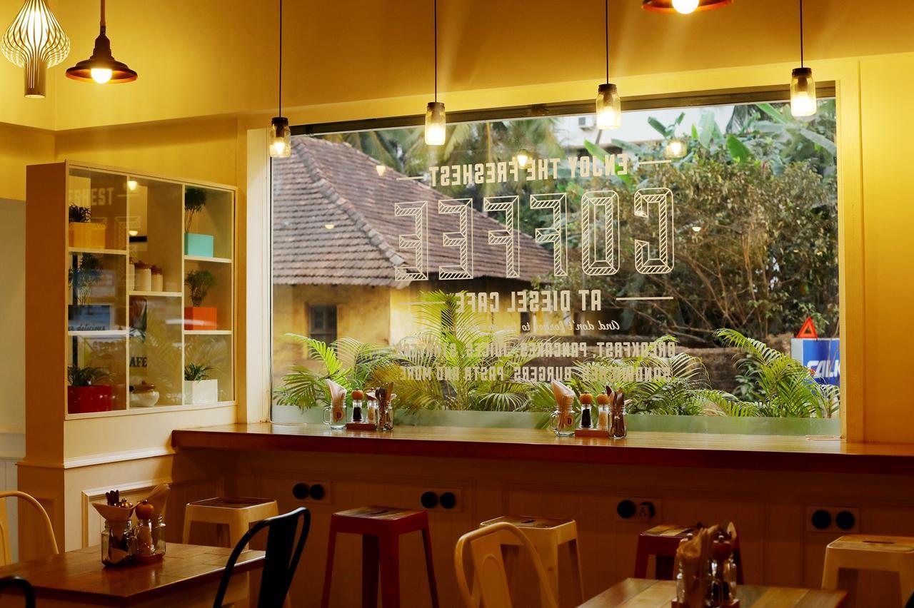 Hotel Prestige Mangalore Esterno foto
