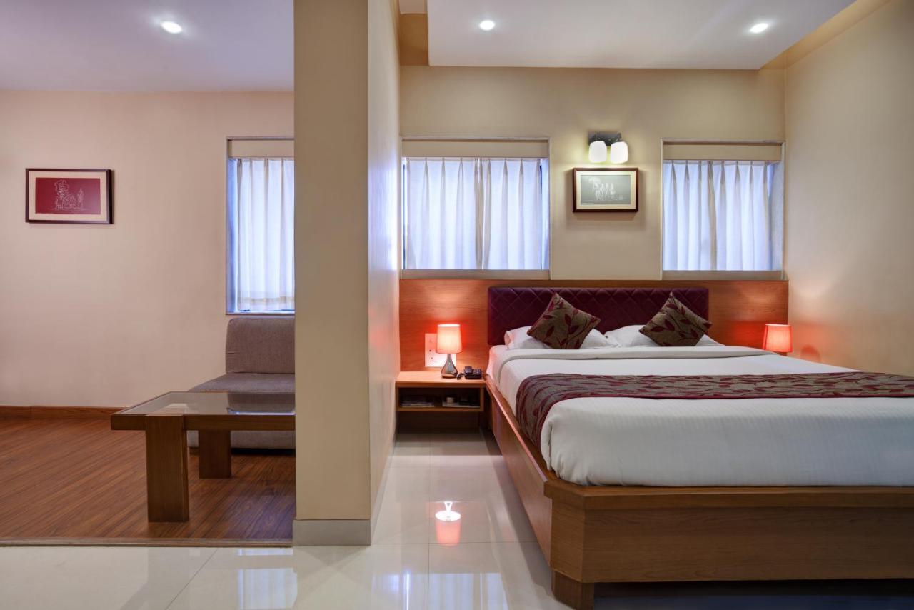 Hotel Prestige Mangalore Esterno foto